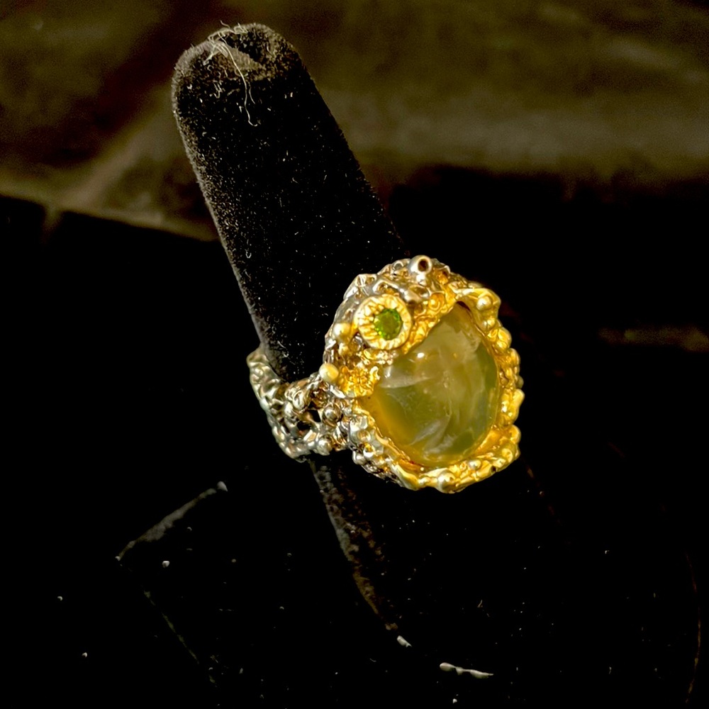Prinite ring, silver, statement, green with accent stone.